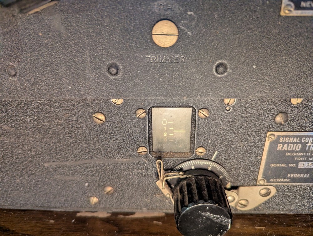 WWII Era Signal Corps BC-223-AX Radio Transmitter w/ TU-17-A Tuning Unit Vintage