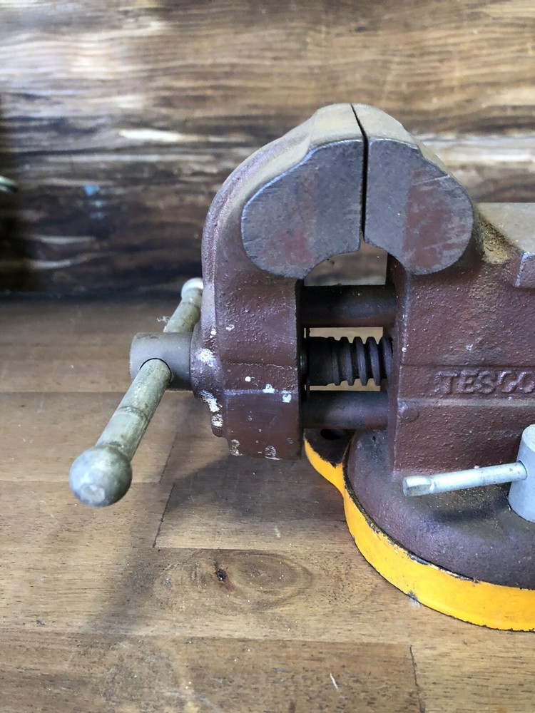 Vintage Tesco Base Bench Vise 12W