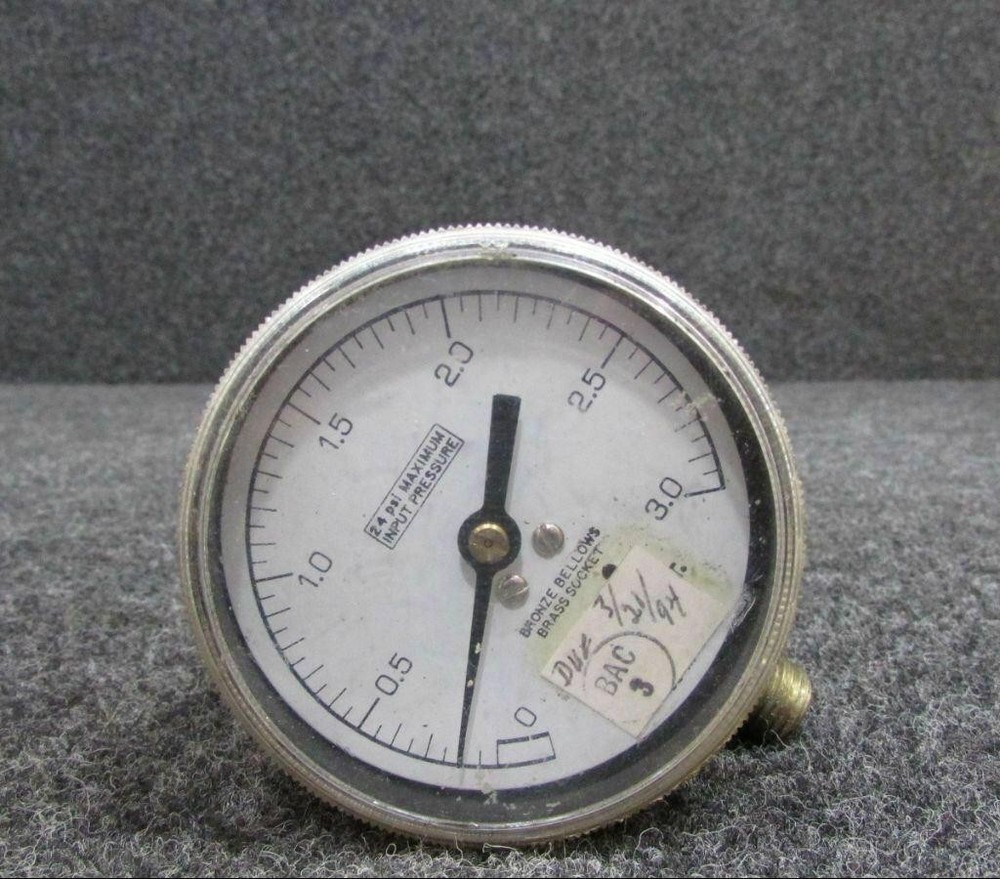 Bronze Bellows Brass Socket Maximum Input Pressure Gauge