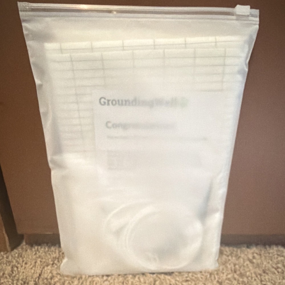 GroundingWell Flat Sheet 60 x 265cm White Grid Pattern Rectangular