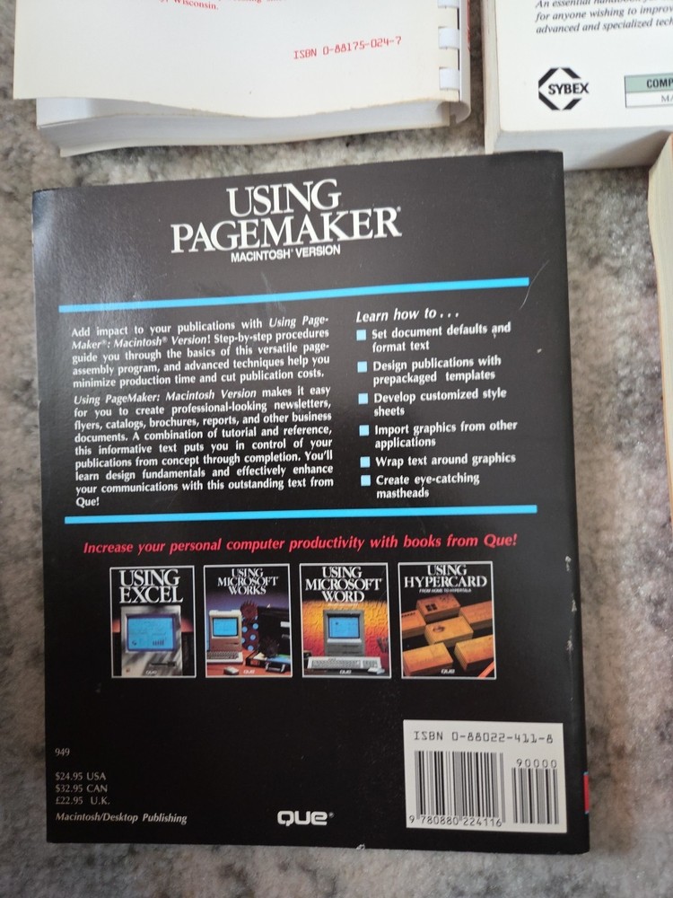 Lot ,Vintage Apple Computer 1980s Various Technical Guide Books