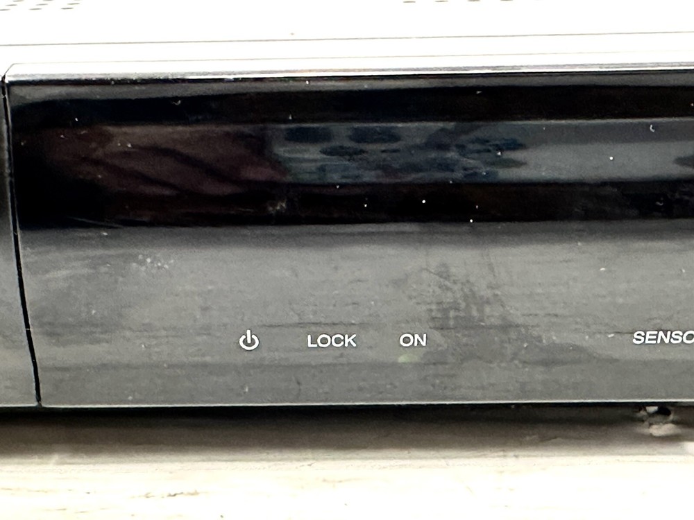 Prosat Digital Satellite Receiver model: IRD-2102s Receiver. Untested, Power On