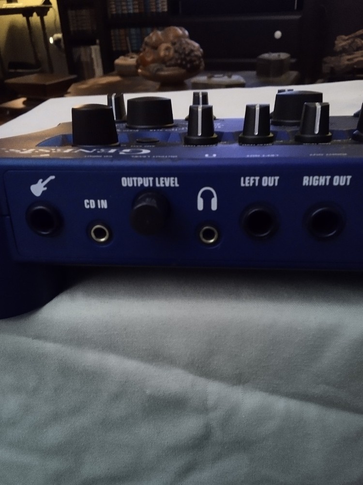U20777 DIGITECH GENESIS 3 G2U