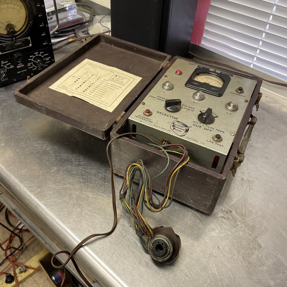 B&K MODEL 350 CRT CATHODE/TUBE REJUVENATOR TESTER Power's On