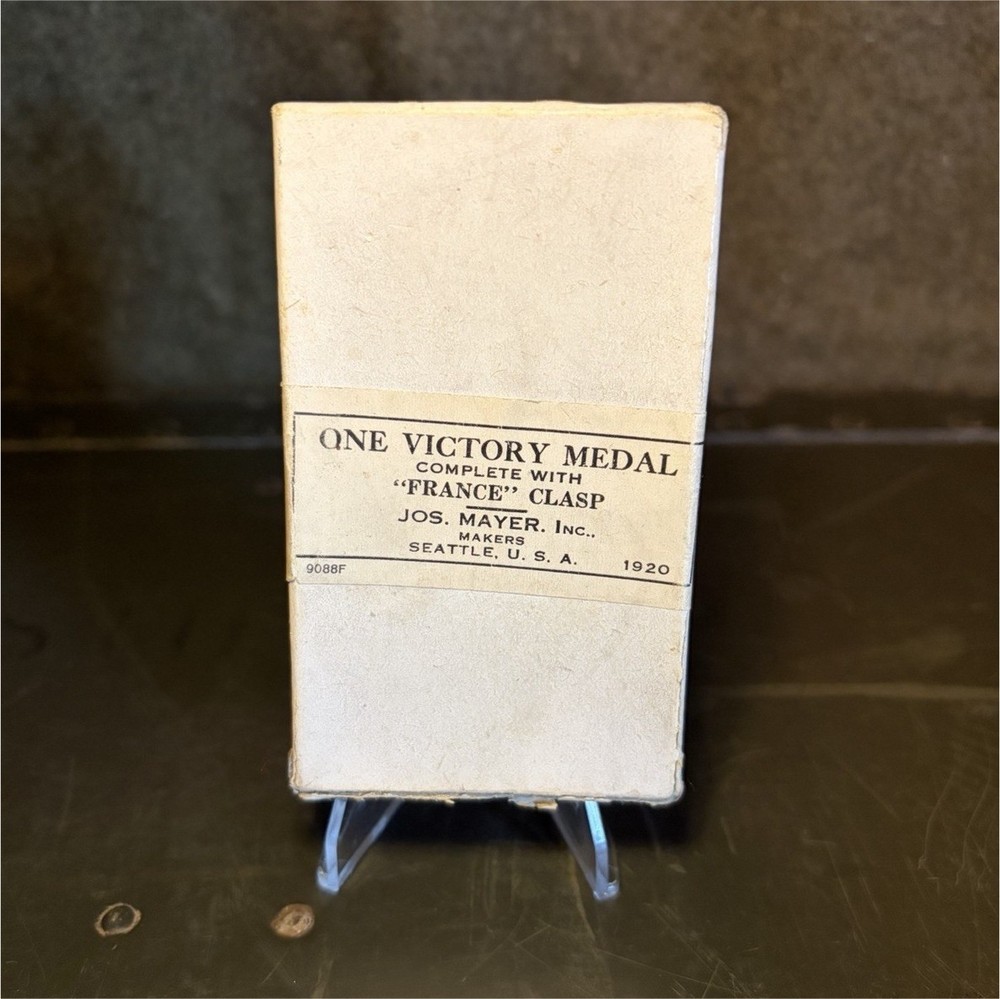 WW1 Victory Medal Box