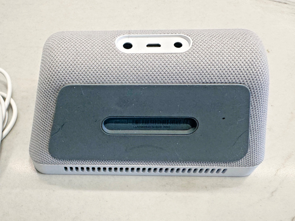 Amazon Echo Show 5, 1st Generation Smart Display with Alexa, Sandstone