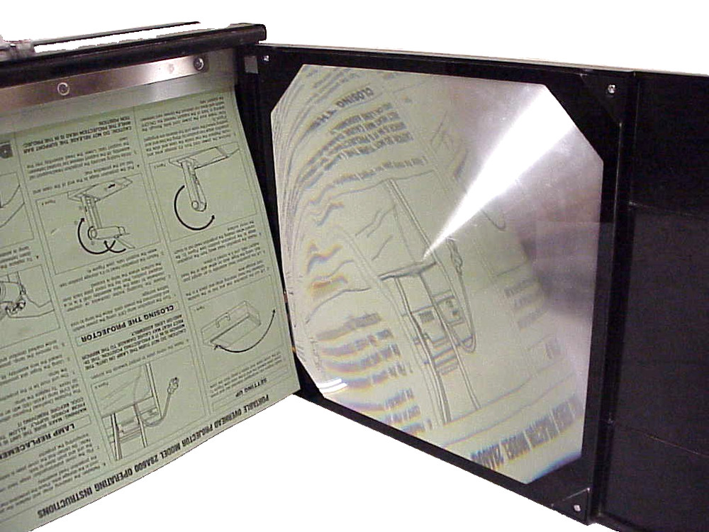 DUKANE AUDIO VISUAL DIVISION PORTABLE OVERHEAD PROJECTOR MODEL 28A600 BLACK