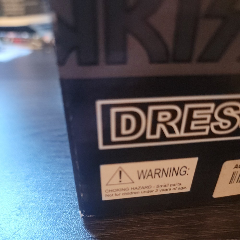 KISS ACE FREHLEY Dressed to Kill Rare Collectable Figure 2003 The Spaceman