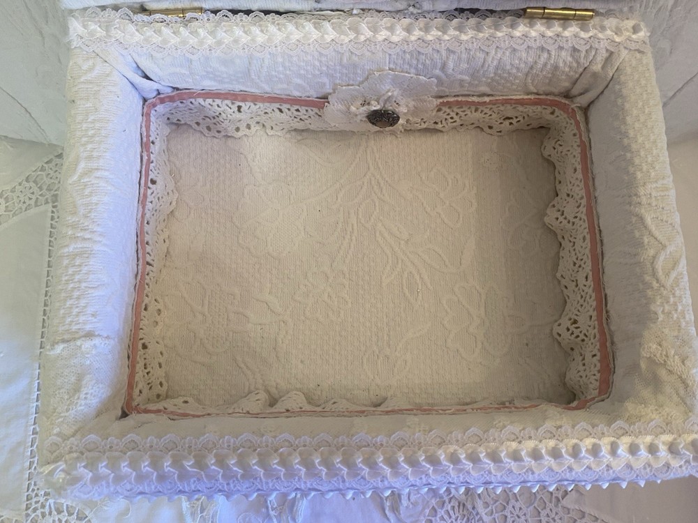 Shabby Chic Grandma Core Sewing Box