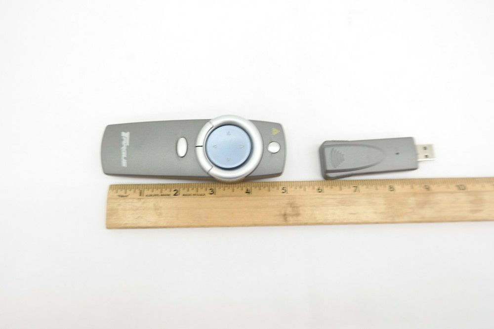 Targus PAUM30 Wireless Remote Presenter Control with Dongle AK