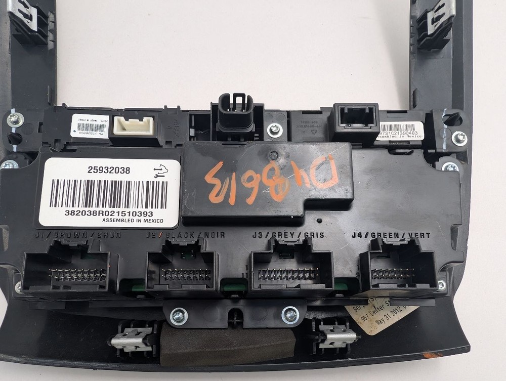 Used A/C Selector Switch fits: 2012 Buick Enclave front automatic opt CJ2 Grade