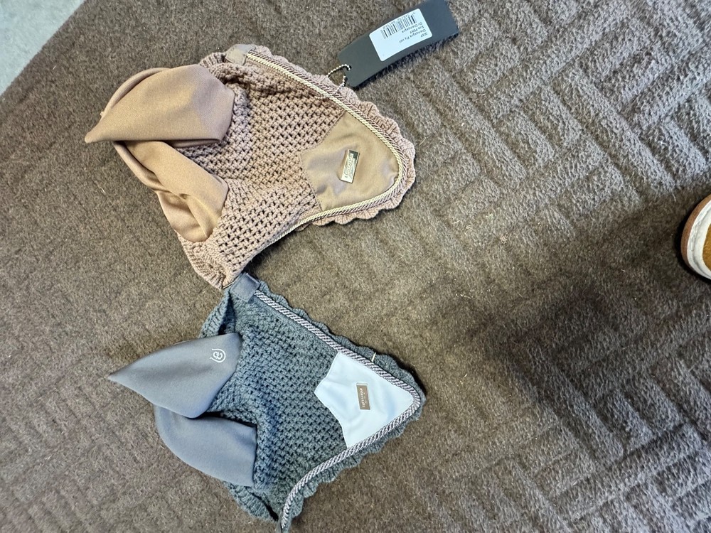 pony ear bonnet