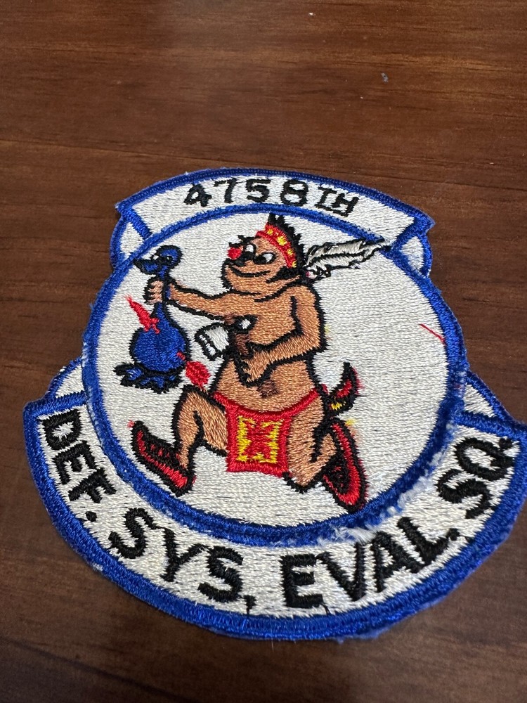 Vintage USAF 4758th Defense System Evaluation Squadron Patch