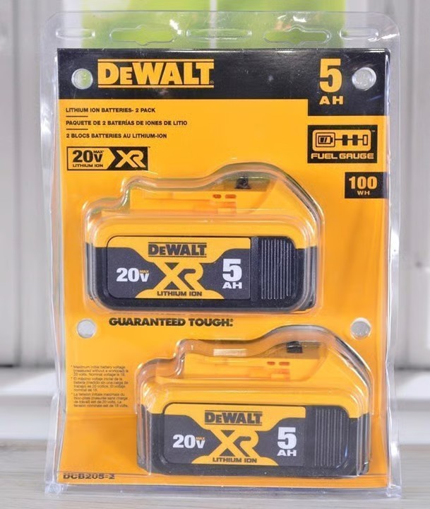 DEWALT 20V MAX XR 5 Ah Lithium Ion Battery Premium High Capacity (DCB205-2)