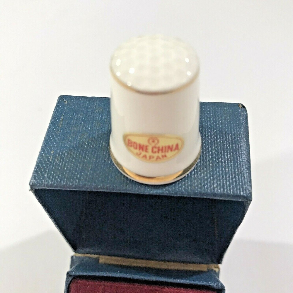 Lefton Royal Hampton Bone China Thimble Collectible-Beautiful!