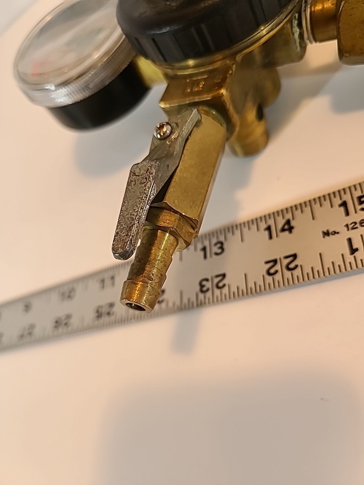 CO2 REGULATOR, TAPRITE, GAUGE TANK MOUNT