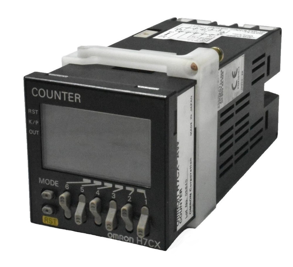 Omron H7CX-AW Digital Counter Module USED