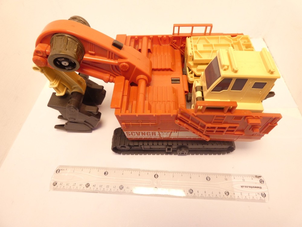 Transformers scavenger Decepticon Excavator 2008 Hasbro