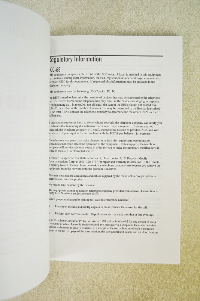 PC Card Modem User Reference Guide Megahertz US Robotics 1996