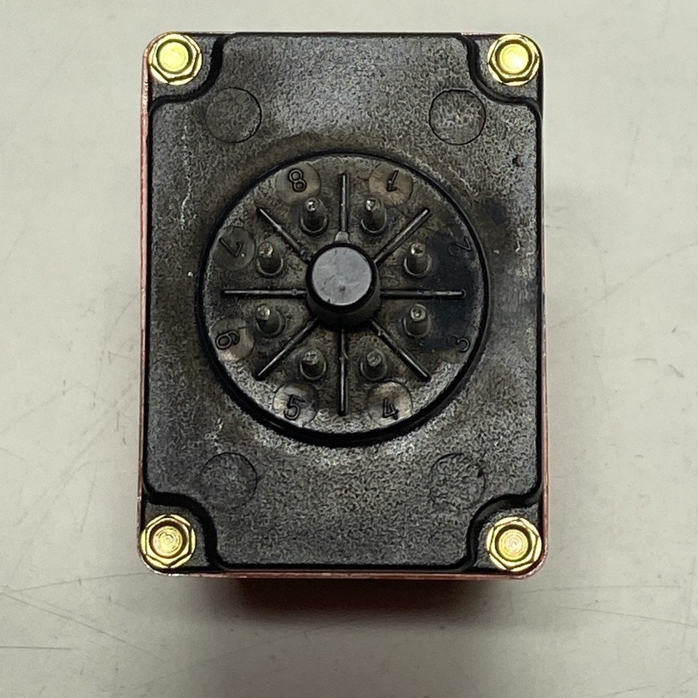 NAT!ONAL CONTROLS CORP NCC SOLID STATE TIMER MODEL T2K-10-441 RANGE .1 - 10 SEC.