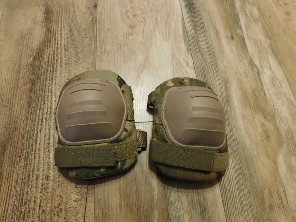 ASM MULTICAM ELBOW PADS NEW