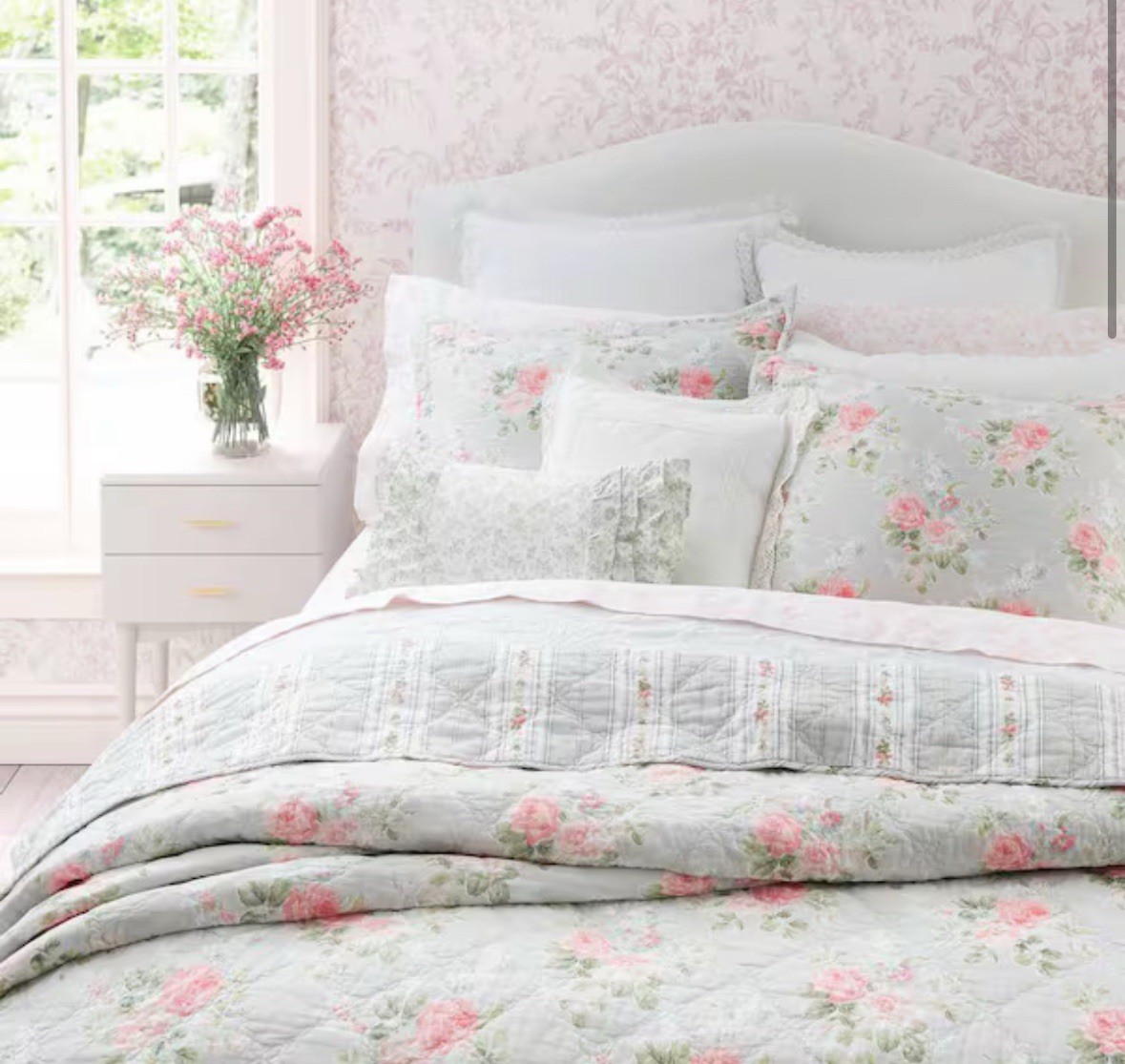 Laura Ashley Melany Pink/Gry TW Quilt/Sham Set VP WEB BASIC