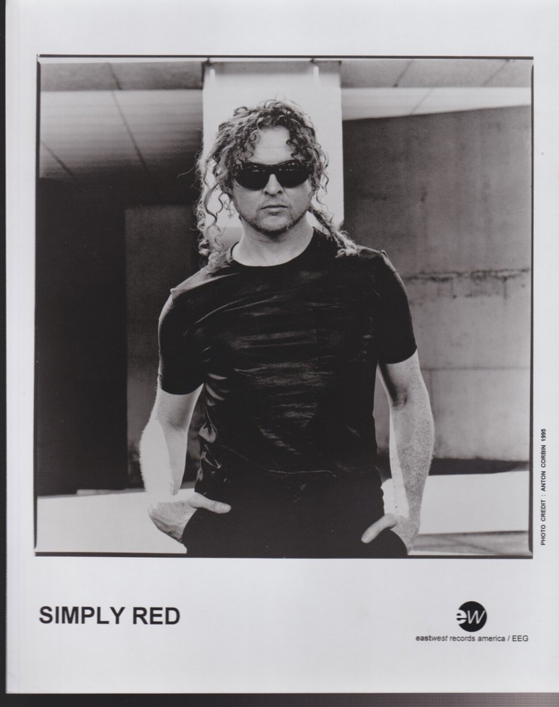 simply red press photo 1992