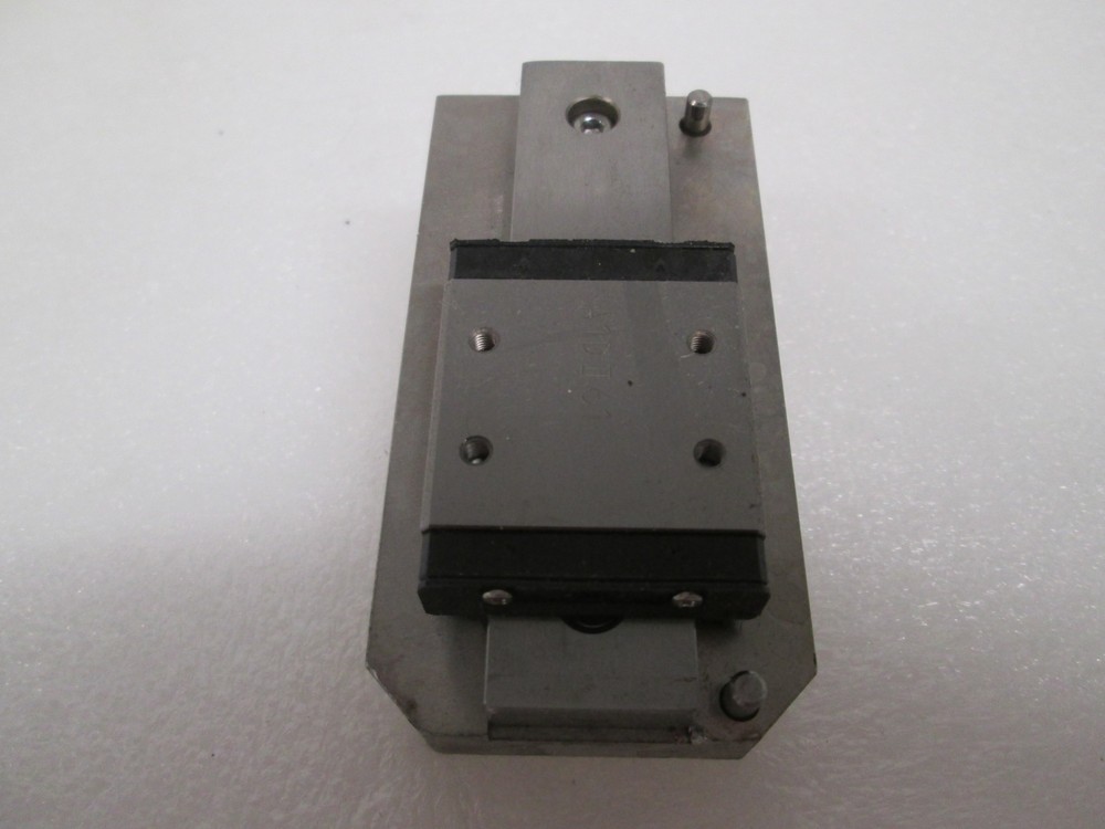 THK, Linear Guide Rail w/ Bearing Block, RSR 9WVM, Used