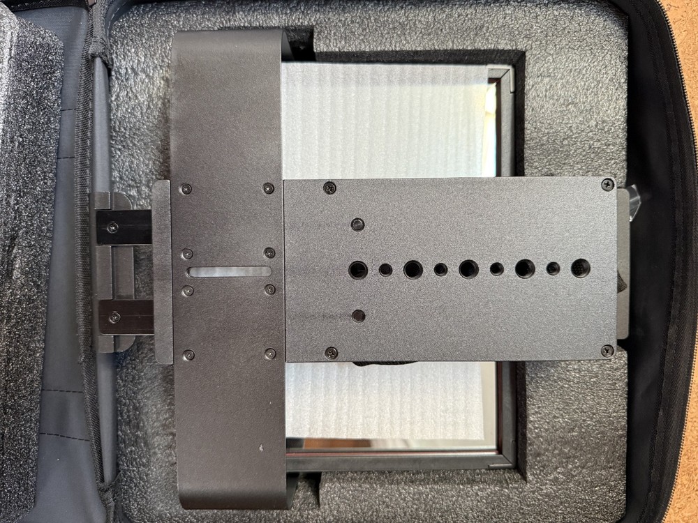 Glide Gear TMP 100 Teleprompter with Case