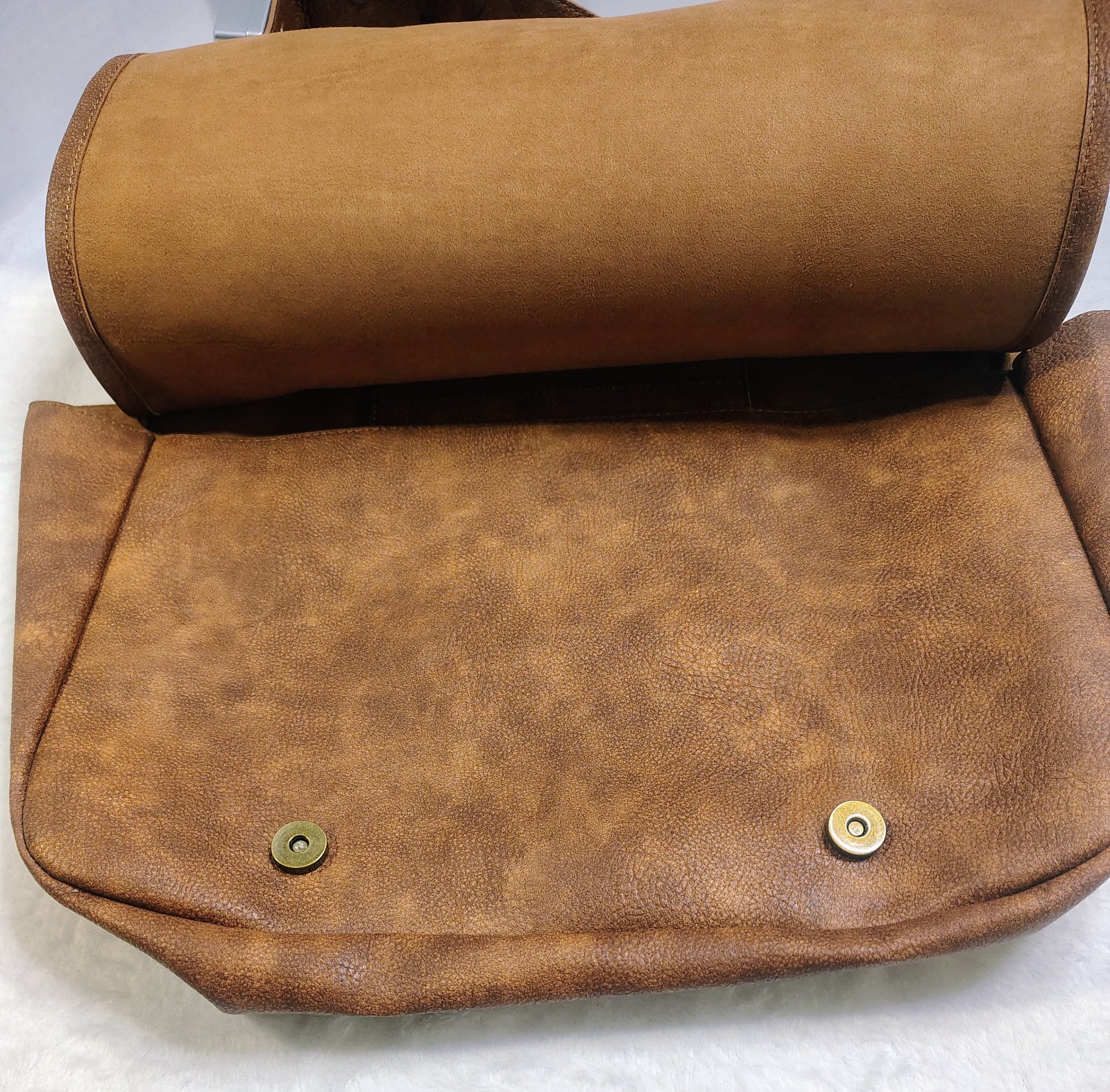 Disney Parks Chewbacca Star Wars Galaxy’s Edge Cross Body Lap Top Snap Bag