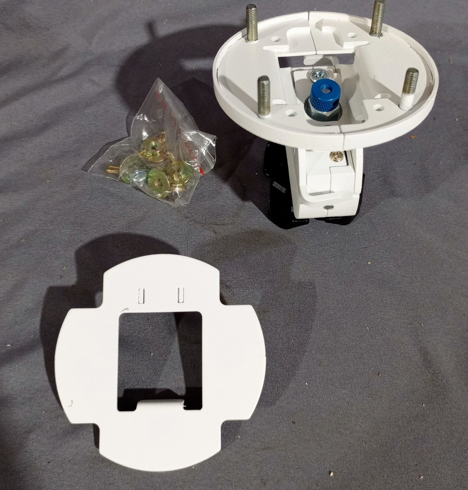 ONQ 24154-Kit-AWB01 Adjustable Apple Watch Security Bracket