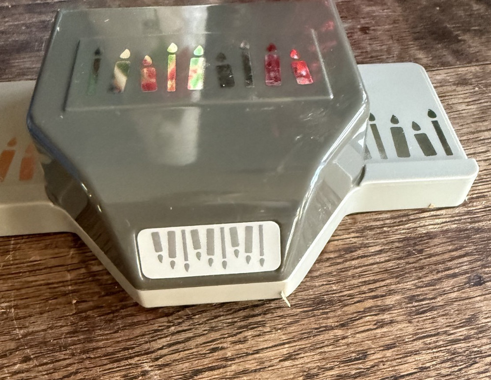 Stampin'" Up Candle Border Punch