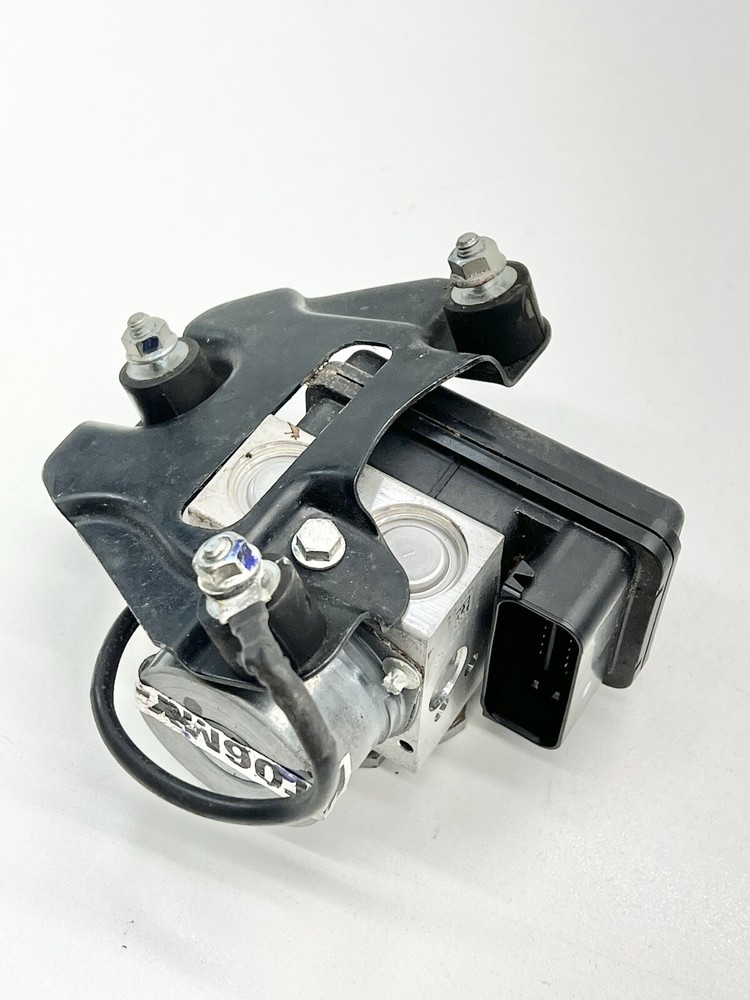 2016-2021 KTM RC 390 OEM ABS Brake Pump Module Unit