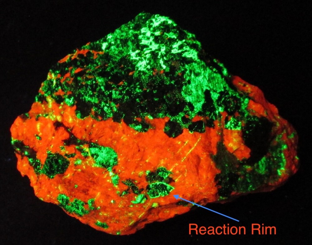 Tephroite Exsolution Willemite Calcite Zincite Fluorescent Sterling Hill