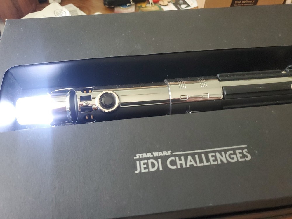Star Wars Jedi Challenges Lenovo - LIghtsaber VR Headset Game