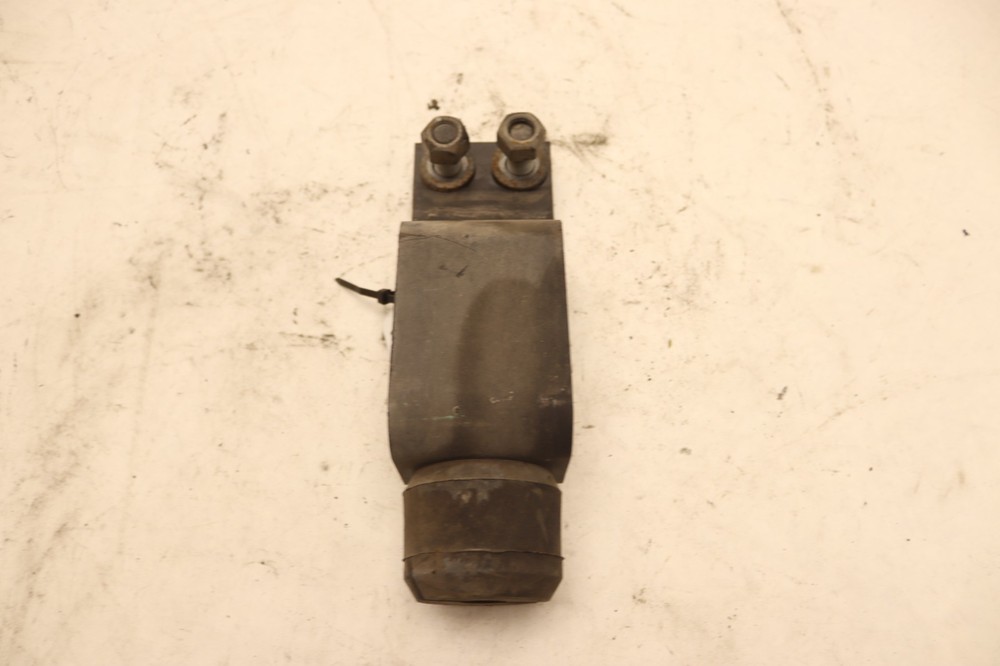 2018-23 PETERBILT 579 PACCAR FRONT FRAME AXLE WINDUP BUMPER BRACKET OEM