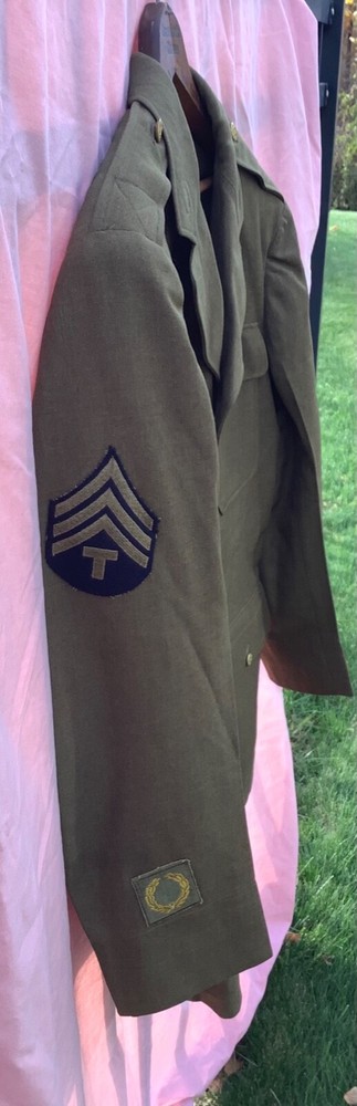 WWII US Army Dress Jacket 3rd Service Command Ruptured Duck Authentic