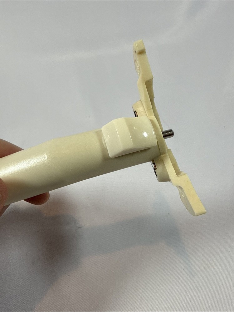 Cuisinart DLC-8 Food Processor Replacement Disc Stem DLC-839 Japan