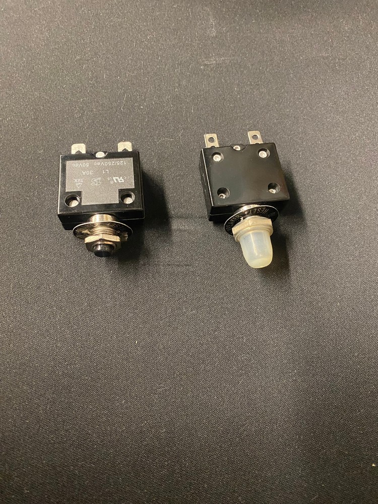 Electronic Circuit Breaker 30 AMP w/ Tab Terminals