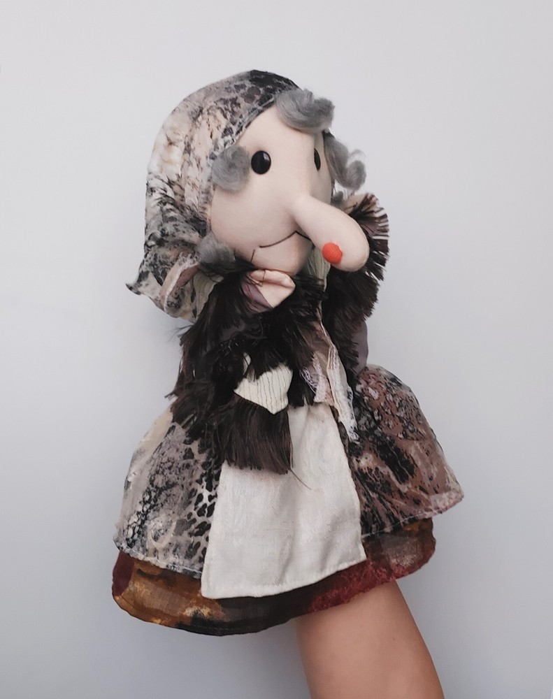 Klotild, the witch - handpuppet