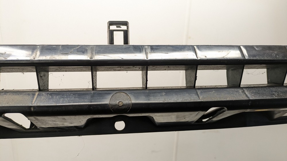 RANGE ROVER EVOQUE L538 BUMPER MOUNT BRACKET FRONT CENTRE BJ3217E778A 2014