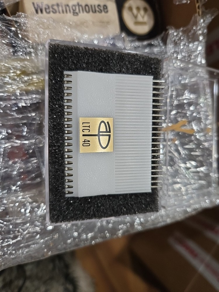 Integrated Circuit Test Clip LTC-40 Open Box