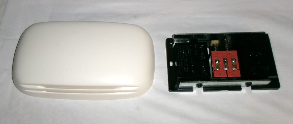 Heath Zenith Wired Doorbell Chime White