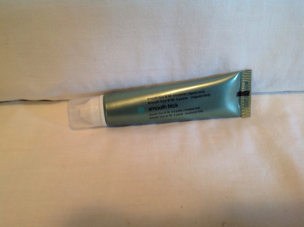 Clean Disappearing Trick Cuticle Remover - RARE