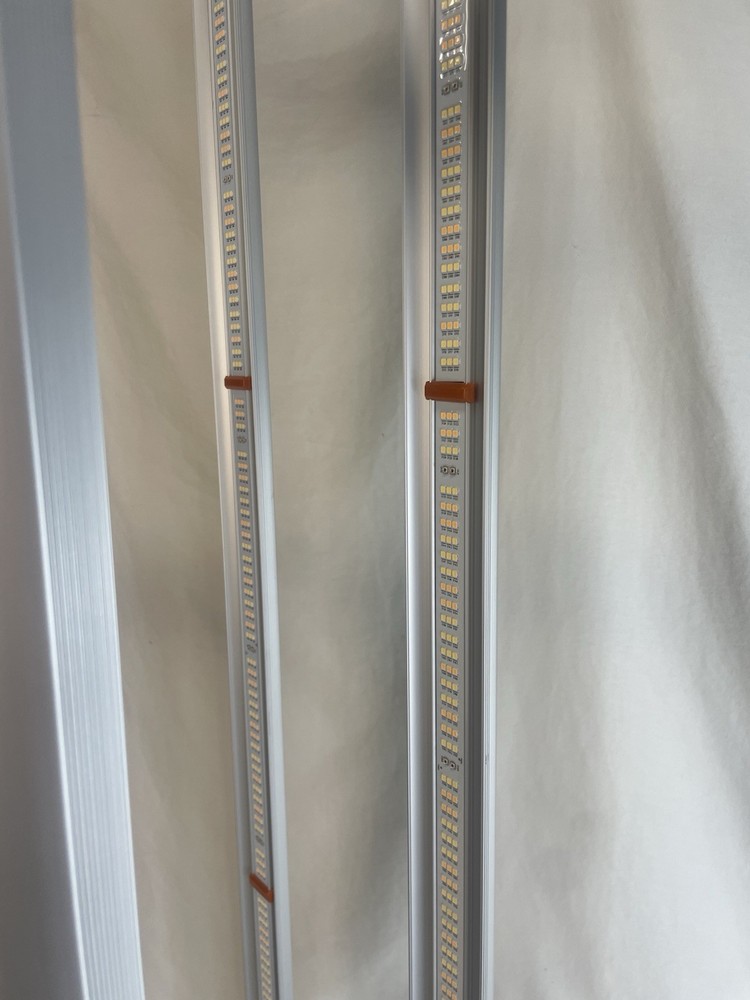 Fluence RAZR 4+ LED Light Module (4 Panel) 600W Vertical Grow Light