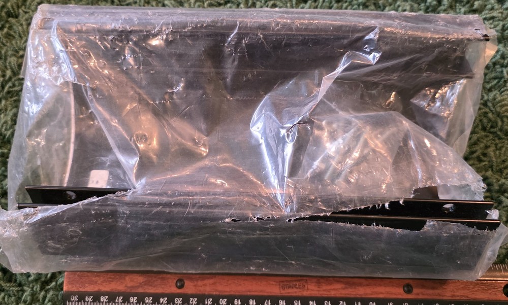 Hubbell HLCD12 Ladder Rack Cable Radius Drop with hardware