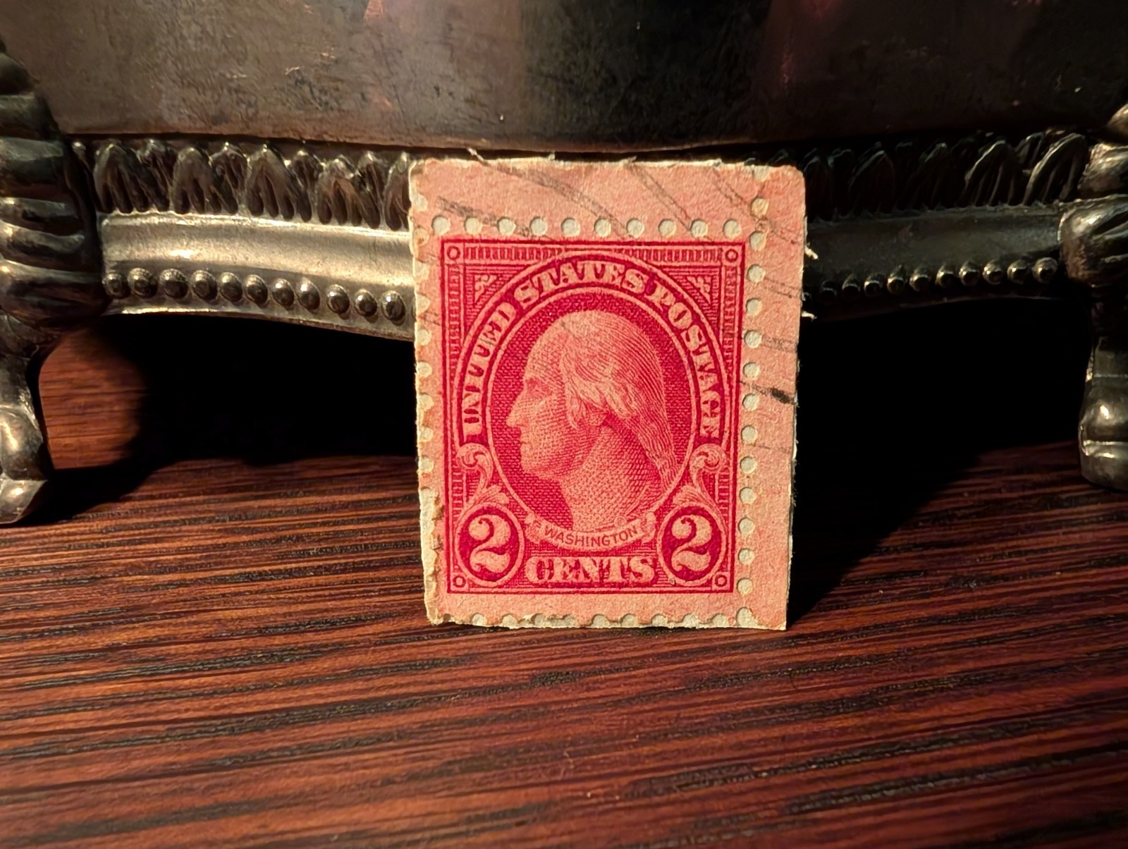Unique Rare George Washington red 1923 2 cent stamp