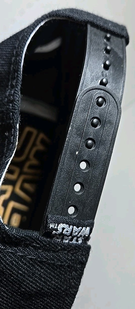 STAR WARS SNAPBACK BIOWORLD HAT CAP Brand New