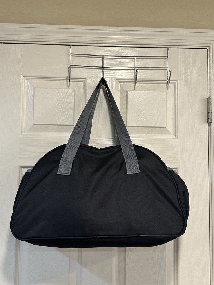 Gaiam Black Duffle Bag Size M