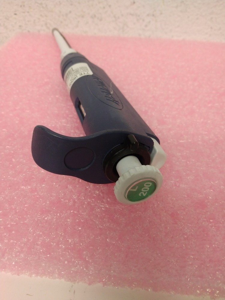 Rainin 20-200uL Pipette